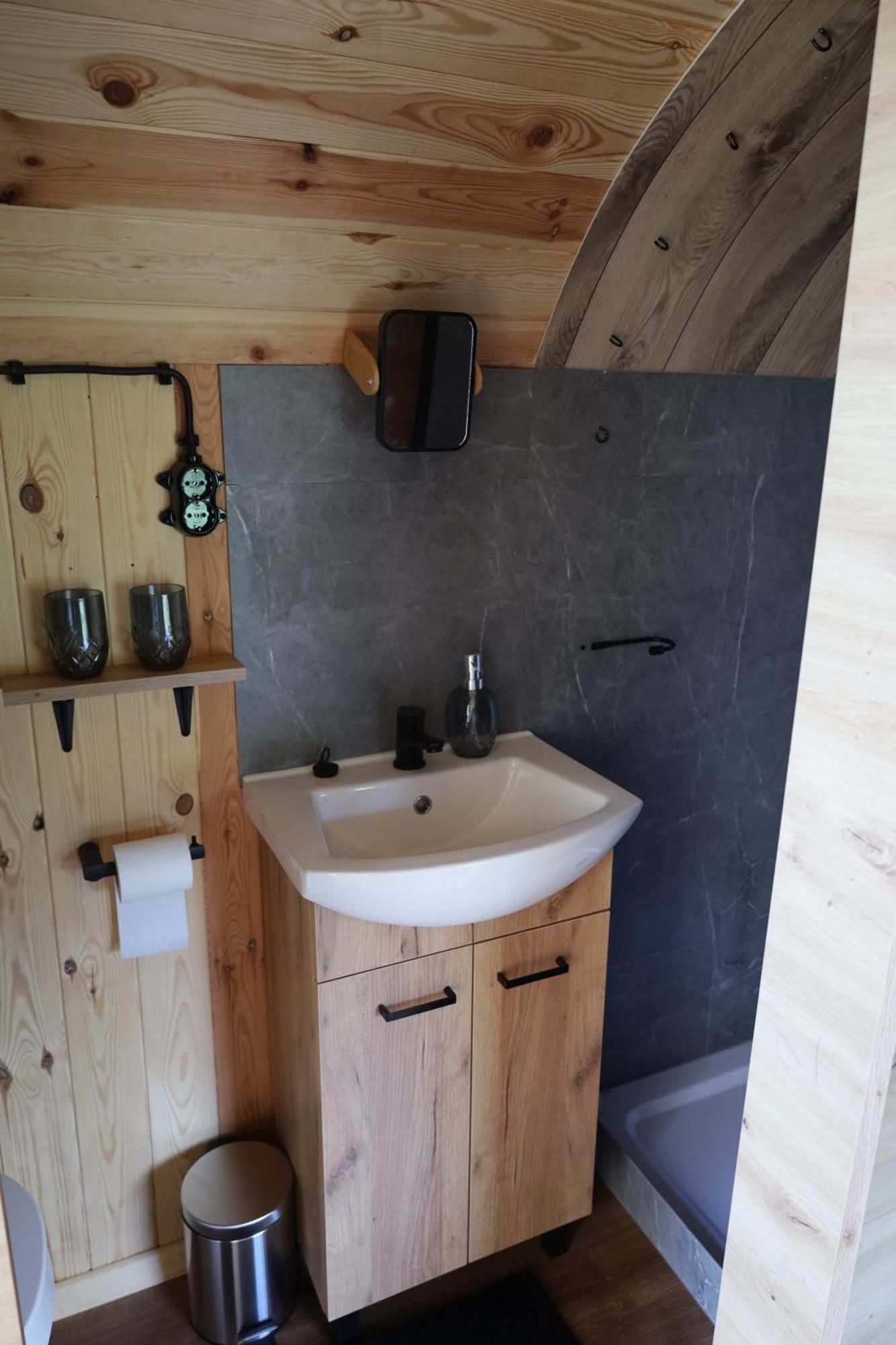 Oaza Swiety Spokoj - Domek Z Balia I Jacuzzi Rzasnik Esterno foto